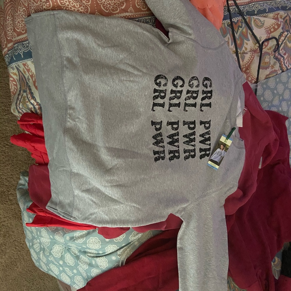 Sweatshirt